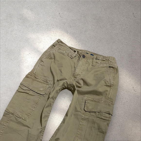 American Eagle Outfitters High Rise Brown Khaki Relaxed Fit Cargo Pants - Picture 4 of 8